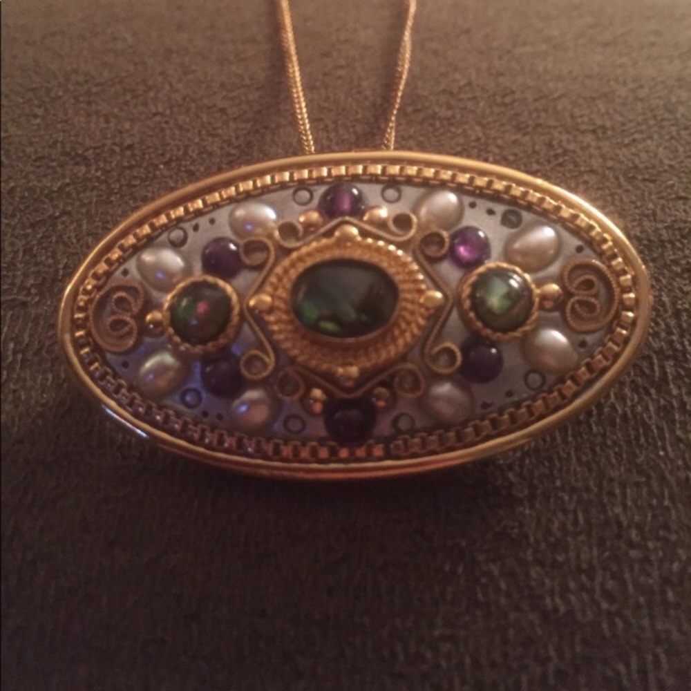 Michal Golan pin/pendant